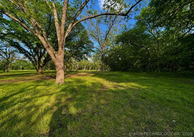 3rd image of 1327 Mcclain Rd Rd, Ardmore, OK 73401 | MLS# 2626019