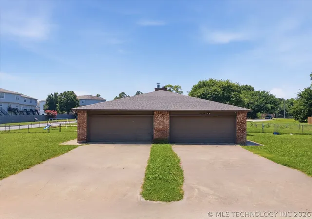 Photo 4 of House for sale at 6658 S Utica Pl, Tulsa, OK 74136 | MLS# 2625005 | Listing updated on 2026-09-25