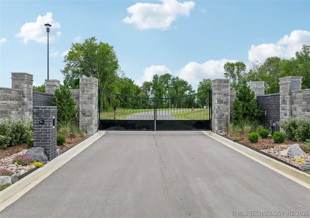 3rd image of 10931 S 216Th Eastavenue, Broken Arrow, OK 74014 | MLS# 2626052