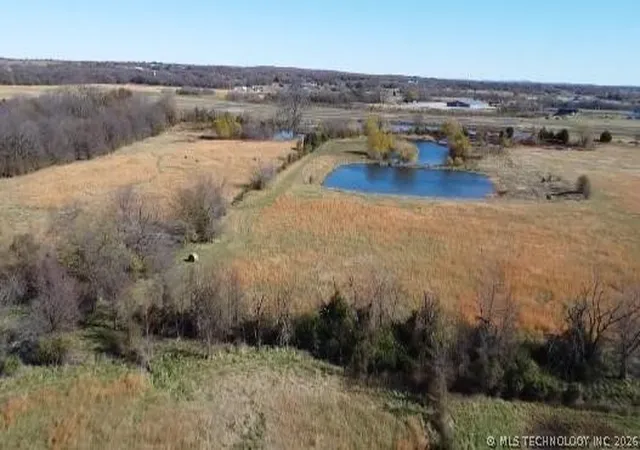 2nd image of 16509 N Bryant Rd, Tahlequah, OK 74464 | MLS# 2626057