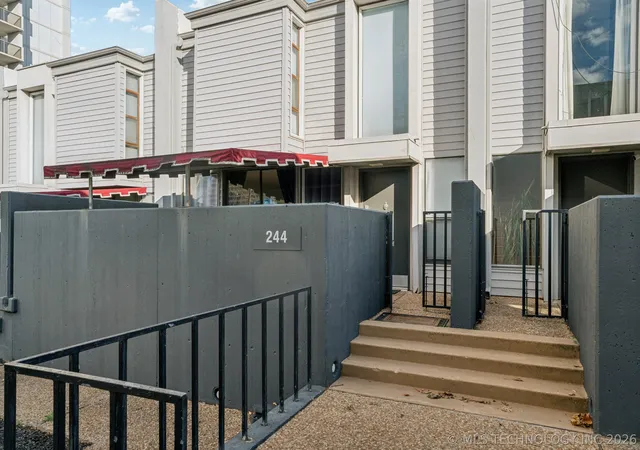 3rd image of 410 W 7Th St #244, Tulsa, OK 74119 | MLS# 2626060