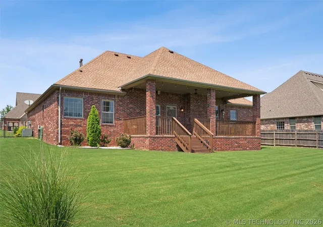 2nd image of 5711 Nottingham Pl, Bartlesville, OK 74006 | MLS# 2623524