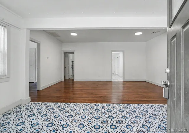 Photo 4 of Single family home for sale at 44 S Florence Ave, Tulsa, OK 74104 | MLS# 2626064 | Listing updated on 2026-07-31