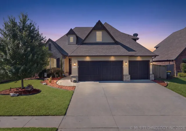 Photo 1 of Single family home for sale at 2114 W 117th Place S, Jenks, OK 74037 | MLS# 2625596 | Listing updated on 2026-08-20