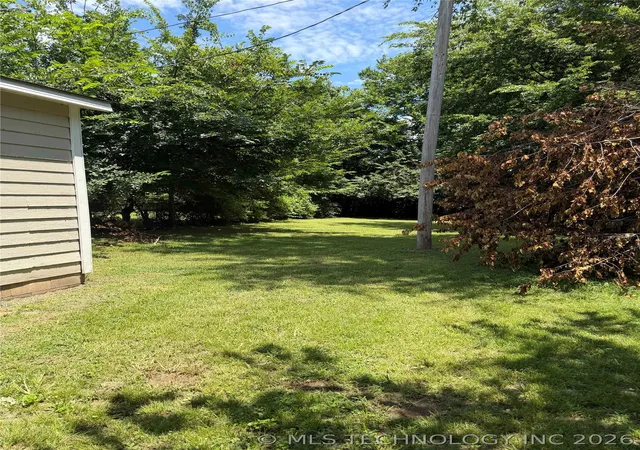Homes for sale in Tahlequah, OK | 613 S Bluff Ave, Tahlequah, OK 74464 | MLS# 2621800