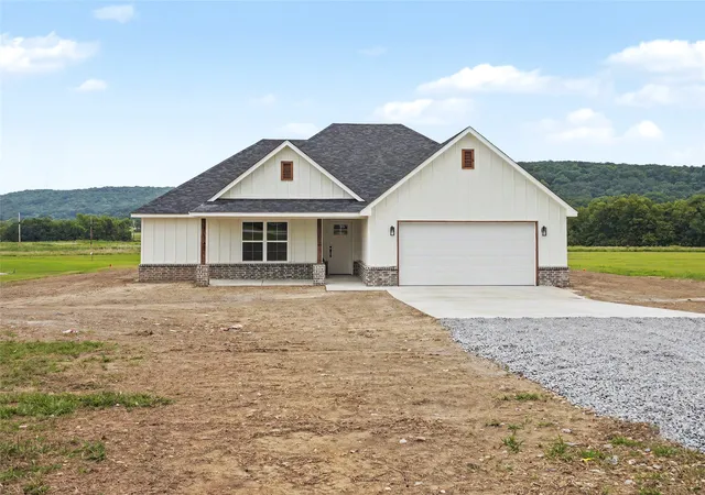 1st image of 1445 S 4260 Rd, Pryor, OK 74361 | MLS# 2626100