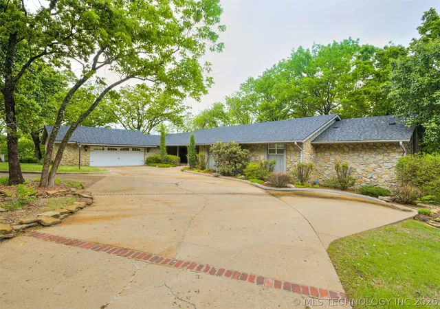 1st image of 1201 Dogwood Ct, Bartlesville, OK 74006 | MLS# 2626116
