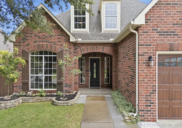 Photo 3 of Single family home for sale at 10301 N 144th Avenue E, Owasso, OK 74055 | MLS# 2626025 | Listing updated on 2026-09-18