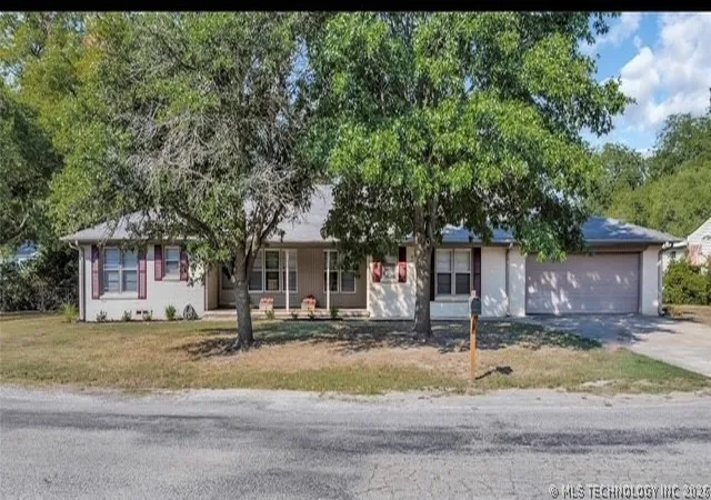 3rd image of 711 N St Sw, Ardmore, OK 73401 | MLS# 2626150