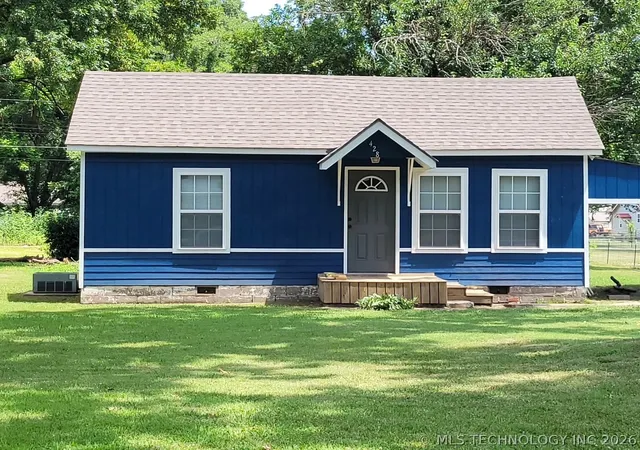 Photo 1 of Sale Pending at 428 N Gunter St, Vinita, OK 74301 | MLS# 2626169 | Listing updated on 2026-08-20
