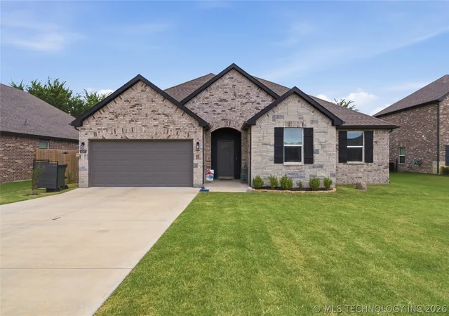 Homes for sale in Skiatook, OK | 4207 W 4th St, Skiatook, OK 74070 | MLS# 2626070