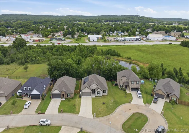 Homes for sale in Skiatook, OK | 4207 W 4Th St, Skiatook, OK 74070 | MLS# 2626070