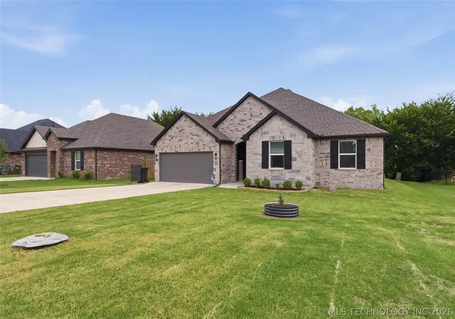 Homes for sale in Skiatook, OK | 4207 W 4Th St, Skiatook, OK 74070 | MLS# 2626070