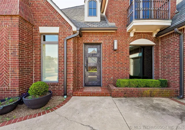 Photo 3 of Single family home for sale at 14813 Hollyhock Dr, Oklahoma City, OK 73142 | MLS# 2626194 | Listing updated on 2026-09-17