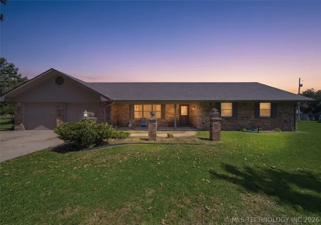 Photo 1 of Single family home for sale at 401 East 500, Pryor, OK 74361 | MLS# 2626016 | Listing updated on 2026-09-01