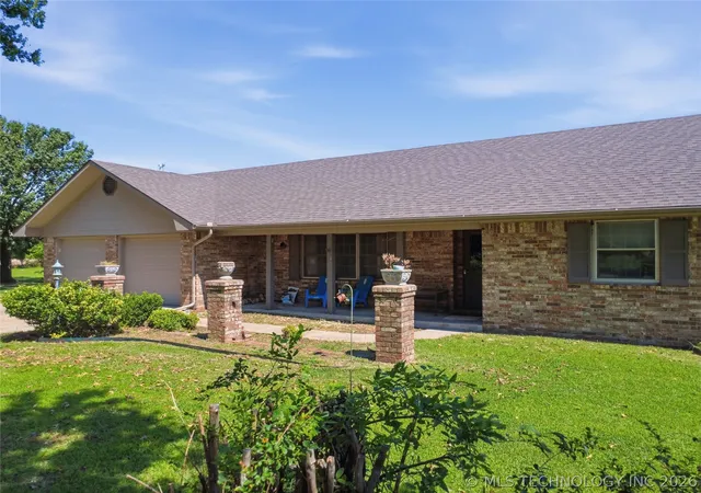 Photo 3 of Single family home for sale at 401 East 500, Pryor, OK 74361 | MLS# 2626016 | Listing updated on 2026-09-01