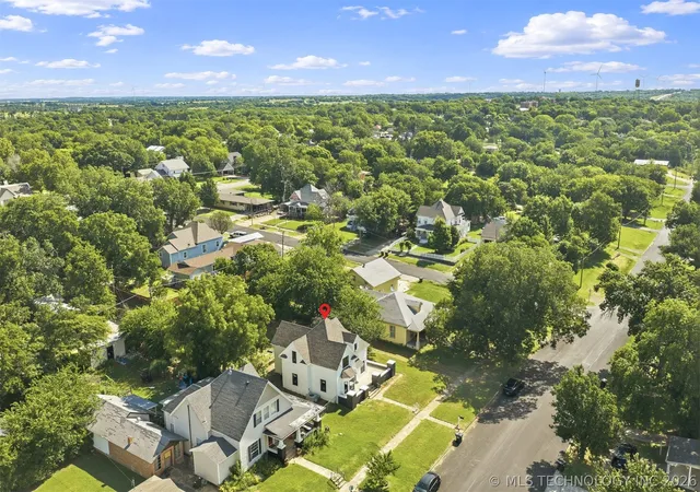 36th image of 114 E Vinita, Sulphur, OK 73086 | MLS# 2625412