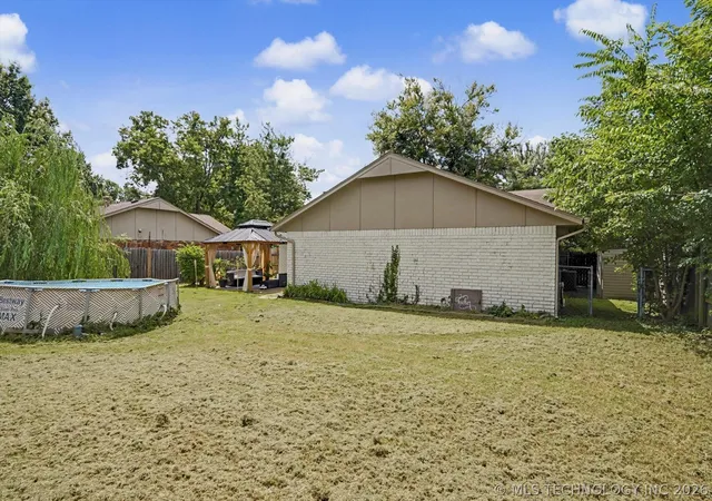 Homes for sale in Broken Arrow, OK | 1108 W Vicksburg Pl, Broken Arrow, OK 74011 | MLS# 2626147