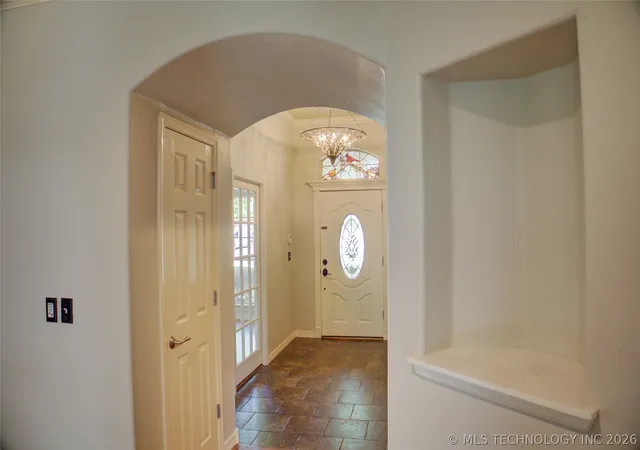 Homes for sale in Jenks, OK | 326 E 112Th St, Jenks, OK 74037 | MLS# 2625881
