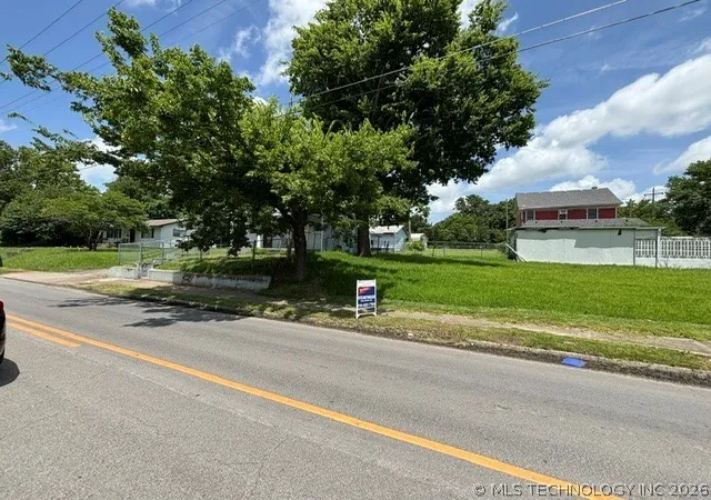 2nd image of 1010 Martin Luther King, Muskogee, OK 74401 | MLS# 2625589