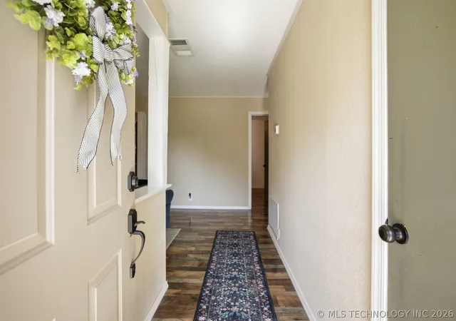 Photo 3 of Single family home for sale at 696 N Hickory St, Atoka, OK 74525 | MLS# 2626235 | Listing updated on 2026-08-20