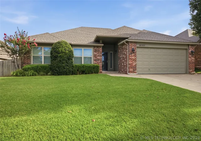 Homes for sale in Bixby, OK | 10327 E 113Th St S, Bixby, OK 74008 | MLS# 2625896