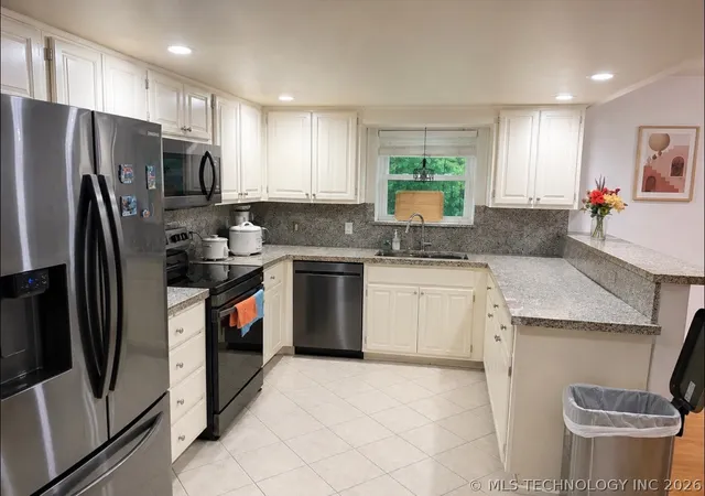 Photo 4 of Single family home for sale at 7707 E 89th Place, Tulsa, OK 74133 | MLS# 2626097 | Listing updated on 2026-07-21