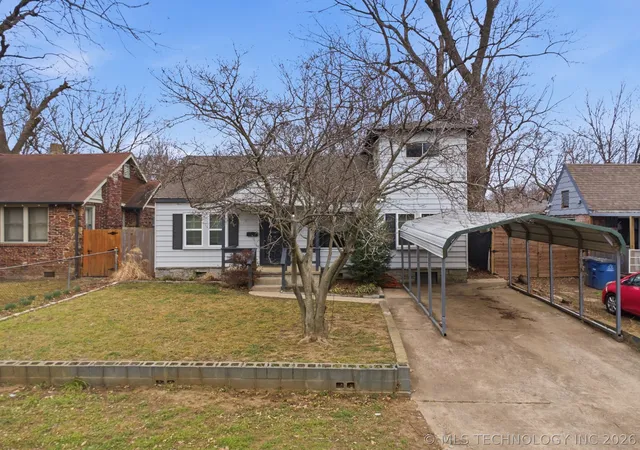 Photo 2 of Single family home for sale at 724 N Evanston Ave, Tulsa, OK 74110 | MLS# 2625771 | Listing updated on 2026-07-18