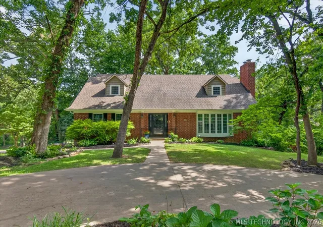 2nd image of 1902 Skyline Pl, Bartlesville, OK 74006 | MLS# 2625812