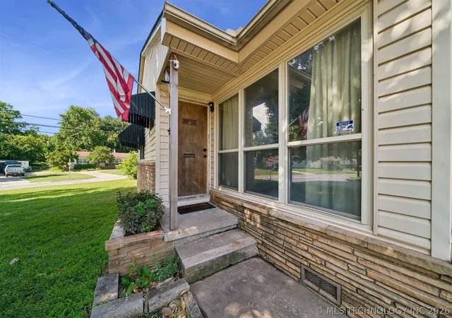 3rd image of 1000 N Maple Ave, Sand Springs, OK 74063 | MLS# 2626134