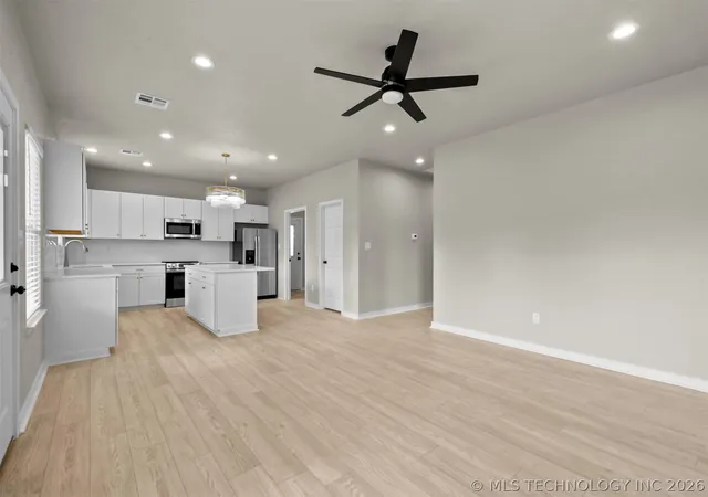 4th image of 51 Aspen Cir, Wilson, OK 73463 | MLS# 2625234