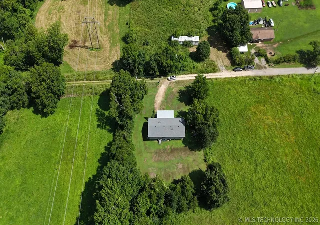 Photo 4 of Single family home for sale at 21195 E 760 Road, Tahlequah, OK 74464 | MLS# 2626307 | Listing updated on 2026-08-20