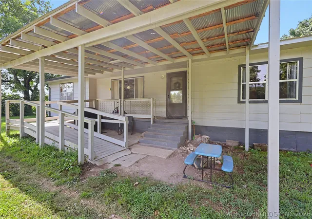Photo 5 of Single family home for sale at 21195 E 760 Road, Tahlequah, OK 74464 | MLS# 2626307 | Listing updated on 2026-08-20