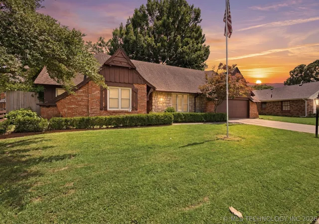 Photo 1 of Single family home for sale at 1754 E 59th Place, Tulsa, OK 74105 | MLS# 2626269 | Listing updated on 2026-08-24