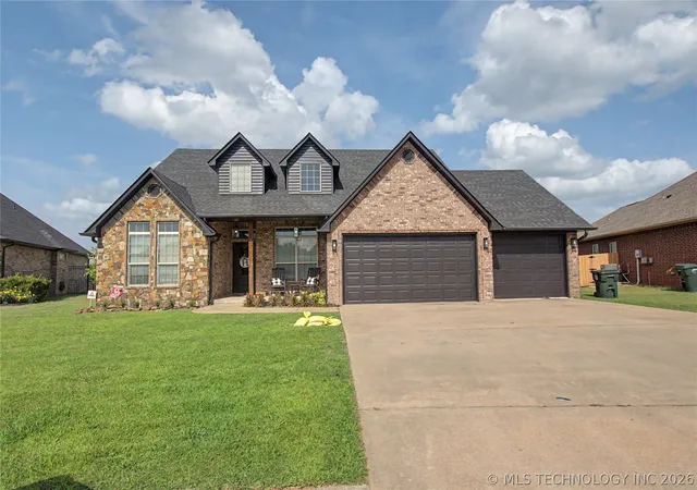 Photo 1 of Single family home for sale at 608 Cardinal Rd, Muskogee, OK 74403 | MLS# 2626152 | Listing updated on 2026-08-22