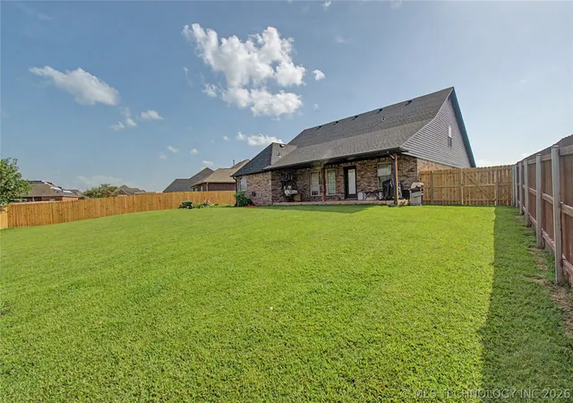 Photo 30 of Single family home for sale at 608 Cardinal Rd, Muskogee, OK 74403 | MLS# 2626152 | Listing updated on 2026-08-22
