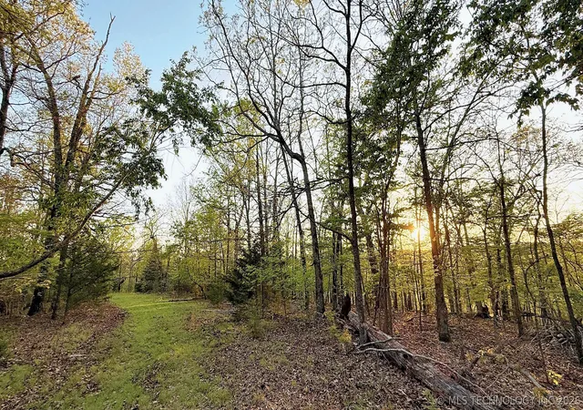 3rd image of 2345 Overlook Dr, Kansas, OK 74347 | MLS# 2626344