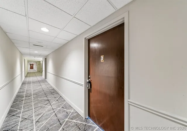 3rd image of 410 W 7Th St #1422, Tulsa, OK 74119 | MLS# 2626062