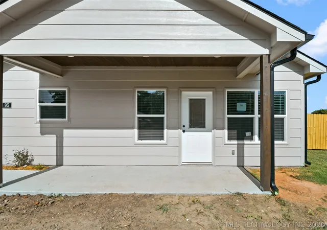 2nd image of 95 Aspen Cir, Wilson, OK 73463 | MLS# 2626323