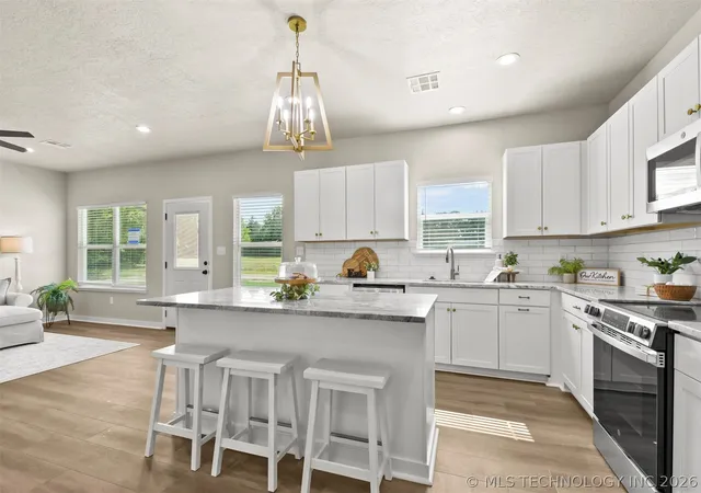 Photo 3 of Single family home for sale at 167 Aspen Cir, Wilson, OK 73463 | MLS# 2626336 | Listing updated on 2026-07-18