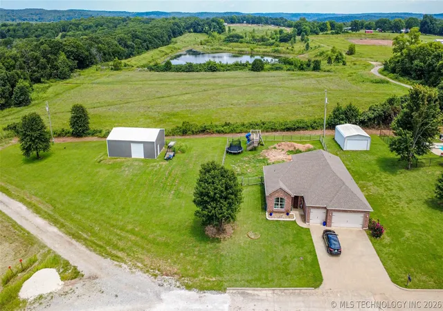 3rd image of 1431 Crestview Dr, Cleveland, OK 74020 | MLS# 2626343