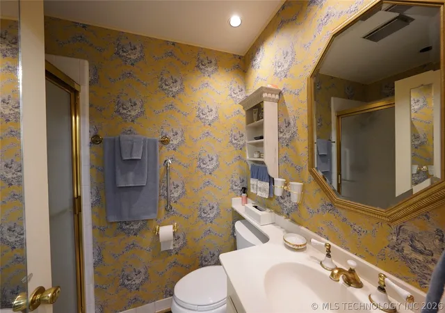 2nd image of 2436 E 72nd Pl, Tulsa, OK 74136