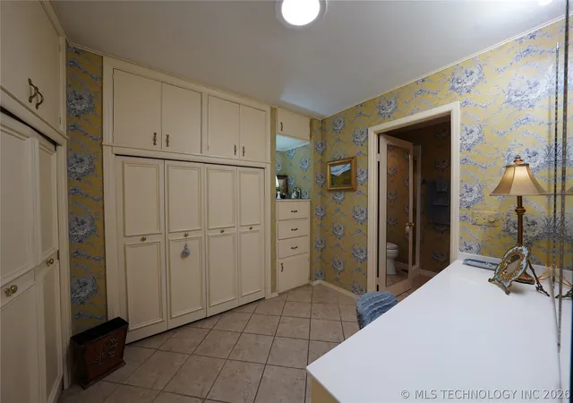 19th image of 2436 E 72nd Pl #4C4, Tulsa, OK 74136 | MLS# 2626315
