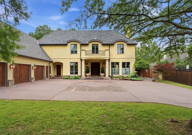 Photo 1 of Mansion for sale at 3729 S Atlanta Pl, Tulsa, OK 74105 | MLS# 2626091 | Listing updated on 2026-08-20