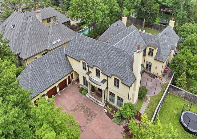 Photo 2 of Single family home for sale at 3729 S Atlanta Pl, Tulsa, OK 74105 | MLS# 2626091 | Listing updated on 2026-08-20