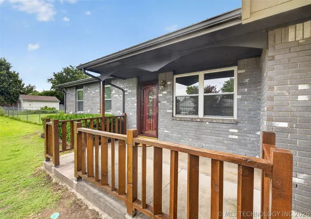 3rd image of 458 E 137Th St, Glenpool, OK 74033 | MLS# 2626306