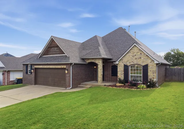 Photo 2 of Single family home for sale at 14346 S Toledo Ave, Bixby, OK 74008 | MLS# 2626240 | Listing updated on 2026-08-21