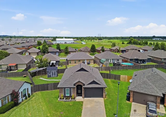 2nd image of 13364 N 133rd Eastavenue, Collinsville, OK 74021 | MLS# 2626236