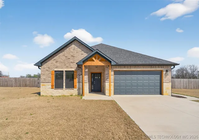 Photo 1 of Single family home for sale at 207 Lindsey Ave, Adair, OK 74330 | MLS# 2626427 | Listing updated on 2026-08-20