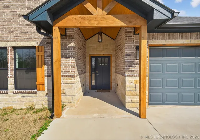 Photo 3 of Single family home for sale at 207 Lindsey Ave, Adair, OK 74330 | MLS# 2626427 | Listing updated on 2026-08-20